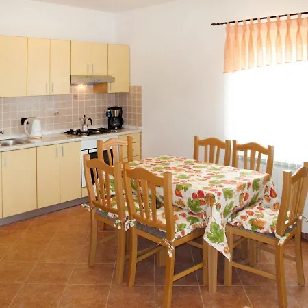 Martina - Lbn376 By Interhome *